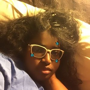 Meet your Posher, Robiné